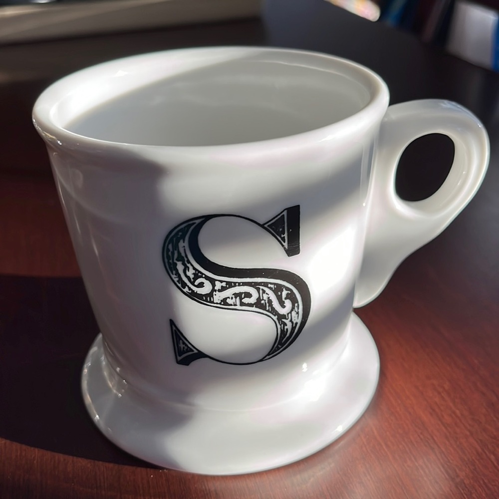 Anthropologie initial mug S